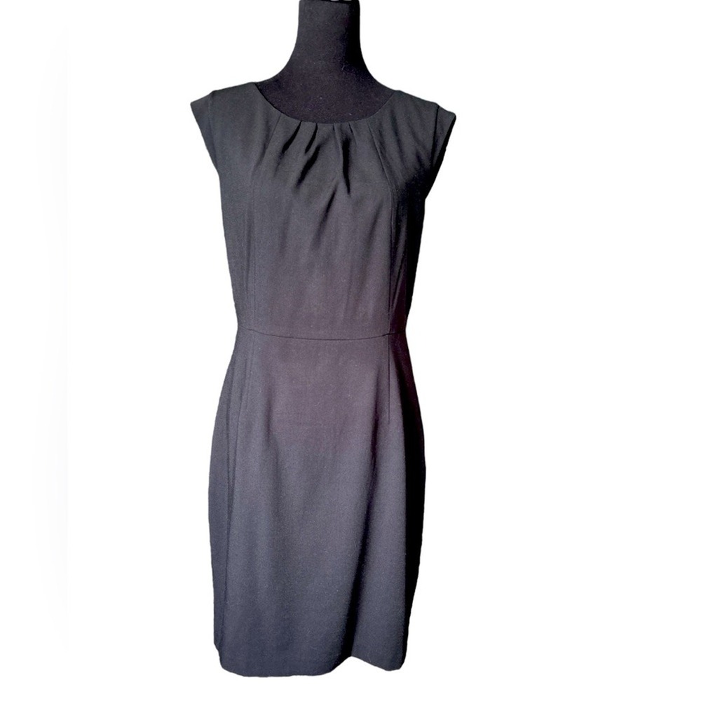 NWT The Limited Black Cap Sleeve Sheath Dress With Pleated Neckline,Size 8,RV$90